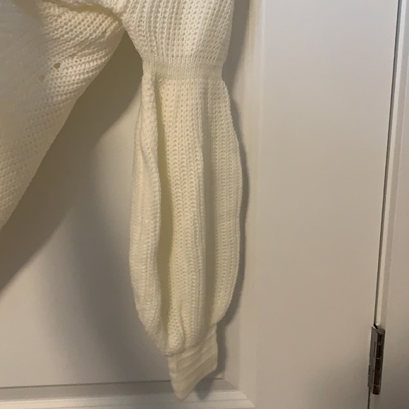 Shein sweater - Picture 4 of 6